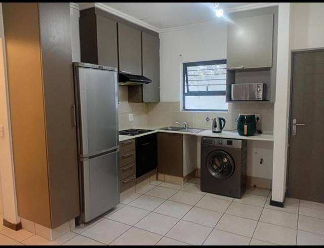 1 BEDROOM APARTMENT FOR SALE IN LONEHILL